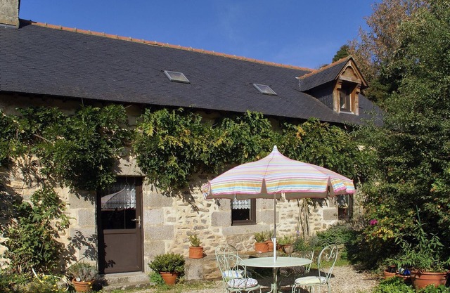 Casa en Querrien cerca de Roches du Diable
