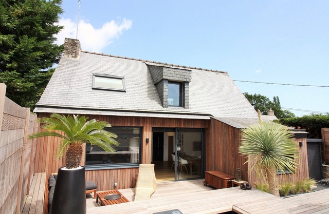 Casa bretona, tranquila y reformada con piscina