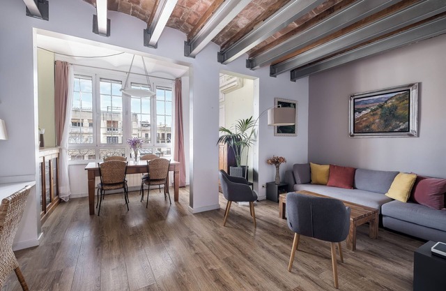 Bright and quiet duplex apartment