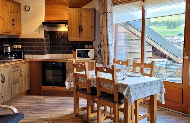 Apartamento luminoso con terraza, aparcamiento y WiFi en Les Gets