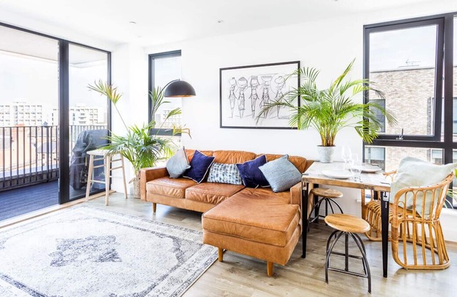 Bright Brixton Apartment