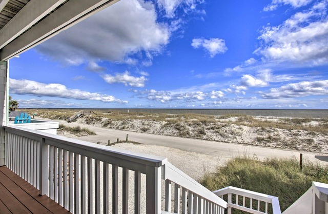 ¡NUEVO! Fernandina Beach Townhome - A pie de océano!