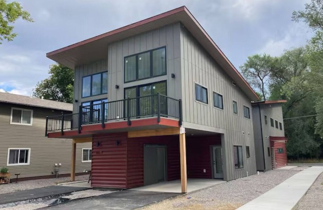 Bright & Modern 2-Bedroom Duplex, Central Missoula