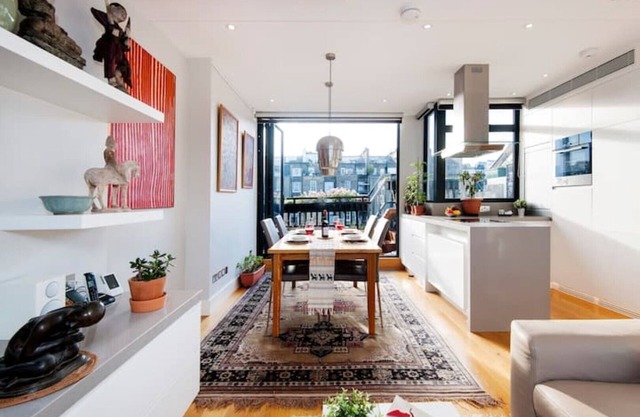 Air-Con, Luxurious Bright and Sunny Kensington Home