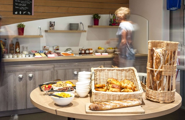Brit Hotel Toulouse Colomiers - L'Esplanade
