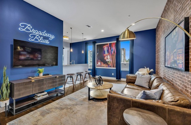 Broadway Blues at 30th Lofts Near Vandy/West End Nashville, Great Summer Rates