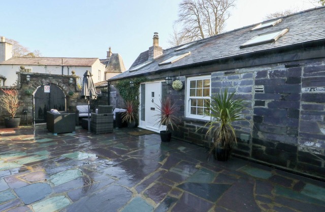 Bryn Derwen Coach House, BETHESDA