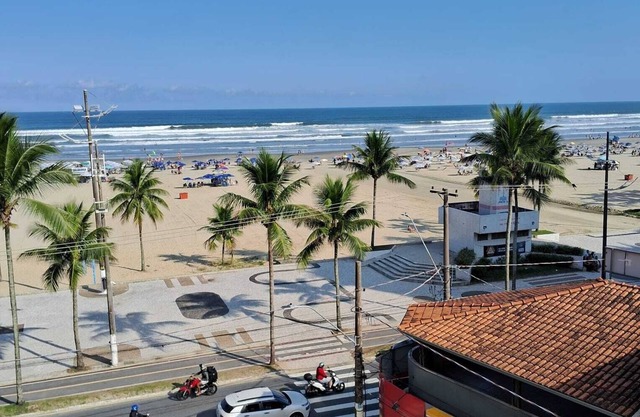 PREMIO FRENTE PARA EL MAR EN LA PLAYA GRANDE-SP