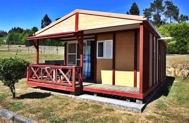 Ref. 10016 Cabaña con piscina en la zona de Razo