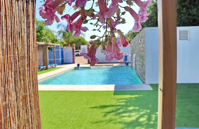 Bungalow vacacional con WiFi y 2 piscinas