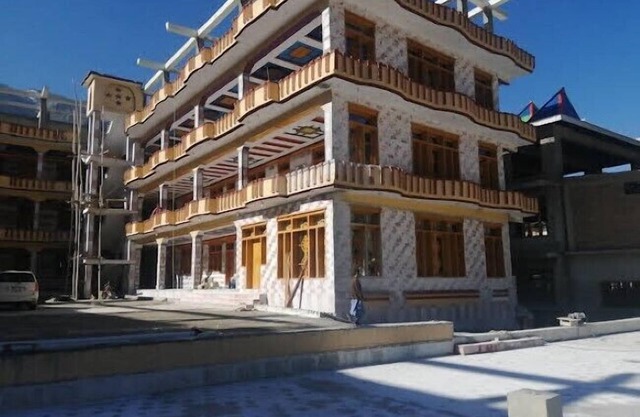 Burj Al Kalam Hotel