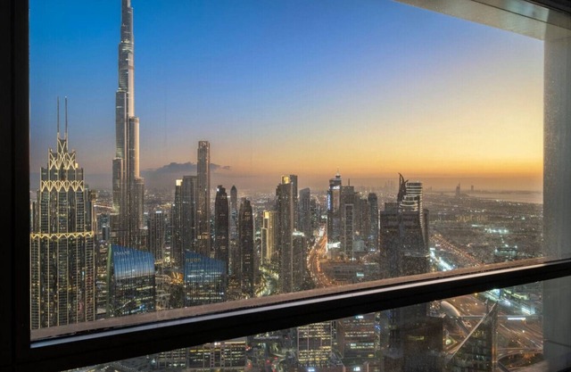WORLD CLASS 3BR Burj Khalifa & Downtown view