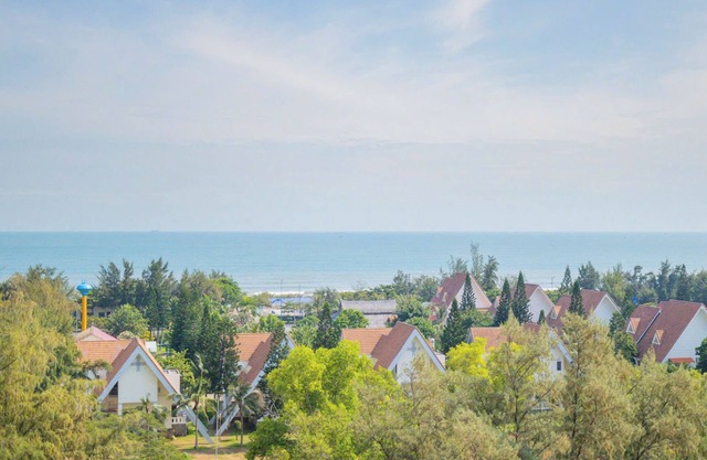 Căn hộ đối diện bãi tắm
