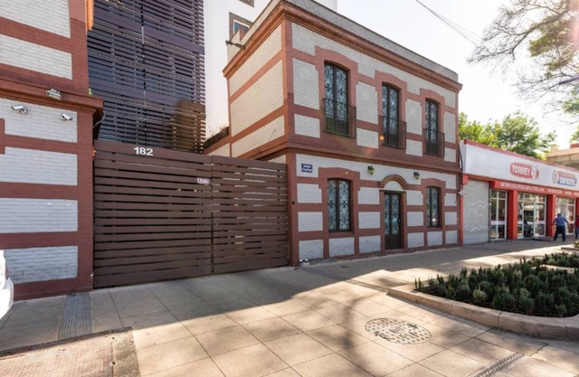 C101 - 2BR / 2BTH - Una Habitación Piso, Capacidad 4