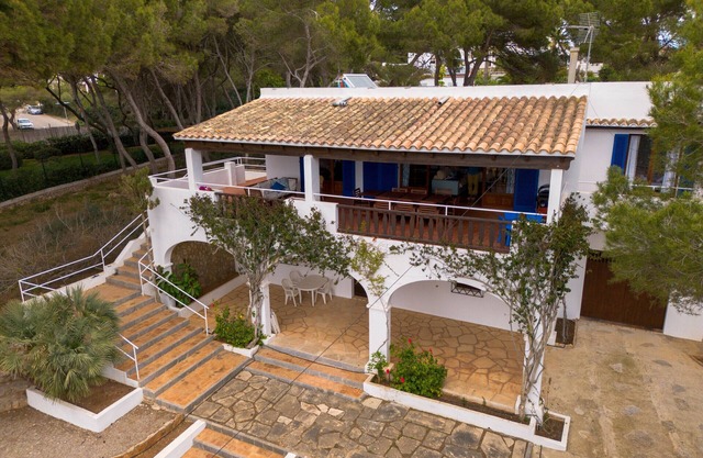 Ca Na Marieta House al lado de la playa con vistas al mar y amplio jardín