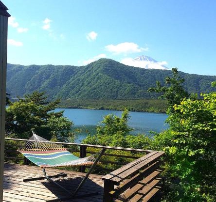 Cabin F Lake Saiko 1 min Mt Fuji Lakeview Villa Sleeps 10 BBQ Jacuzzi