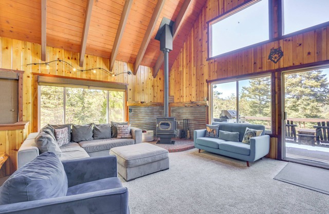 Cabin w/ Game Room & 2 Decks in Lake Arrowhead!