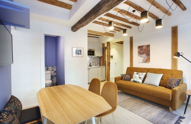 Cadet 104 - Una Habitación Piso, Capacidad 4