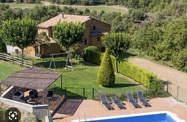 Cal Colom, casa rural con una capacidad de 8 personas y a una hora de Barcelona
