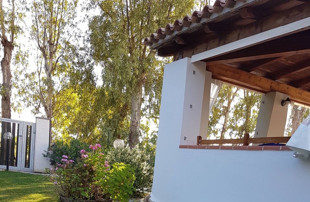 CALA CASA LIBEROTTO-COSY CON Gardenâ UNOS MINUTOS a pie de LA BEACH