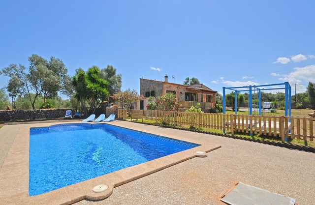 Calderitx - Encantadora casa de campo con piscina en Ariany, Mallorca