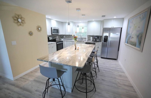 Calico Room Manasota Delux Villas