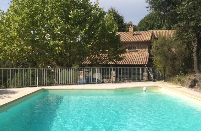 Calma y serenidad, casa familiar del sur de Ardeche, río y montaña