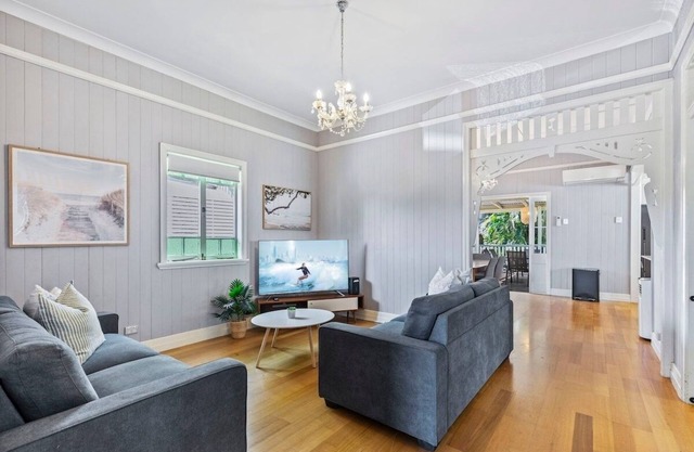 3BR Retreat 7km to Brisbane CBD