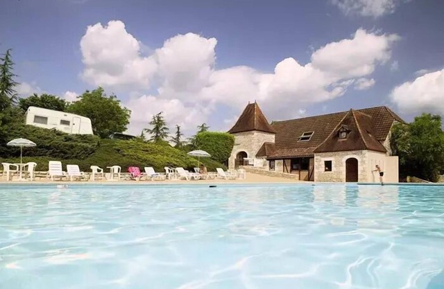 Camping La Paille Basse ***** - Mobil Home Premium 4 habitaciones 7/8 personas