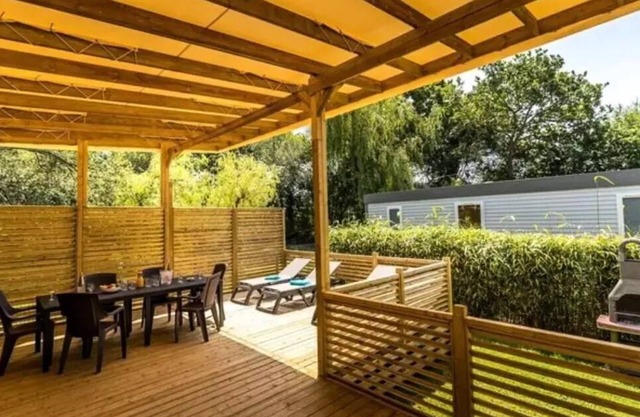 Camping Port de Plaisance**** - Premium 4-room mobile home for 6 people