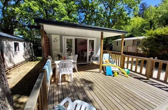 Campsite maeva Breathe Le Luberon **** - Cottage Provence 3 Rooms 5 People (4 adults + 1 child) Air-conditioned