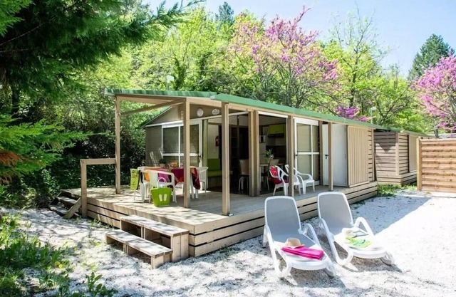 Campsite maeva Breathe Le Luberon **** - 3-Room Lavender Cottage for 5 People with Air Conditioning