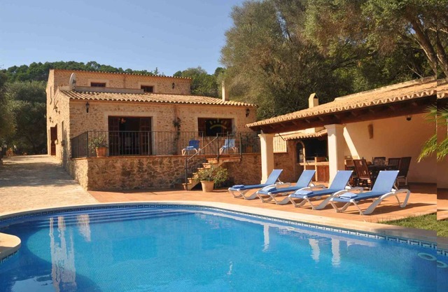 Can Petit, casa rural en Petra, Mallorca