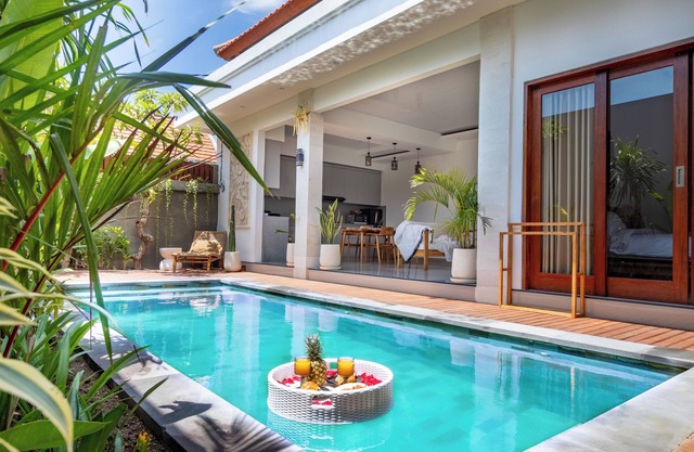 Canggu Paradise with Pool and Kitchen Brand NEW