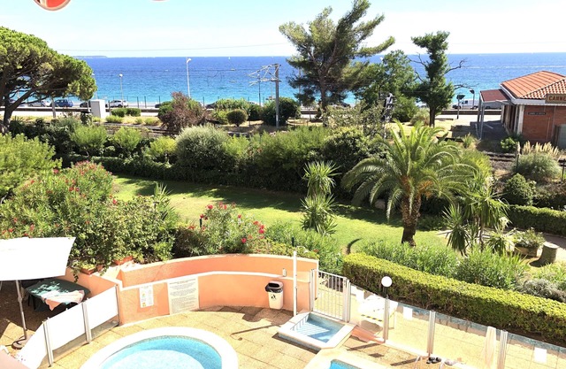 Cannes - Apartamento con vistas al mar, con piscina y jardín, internet rápido