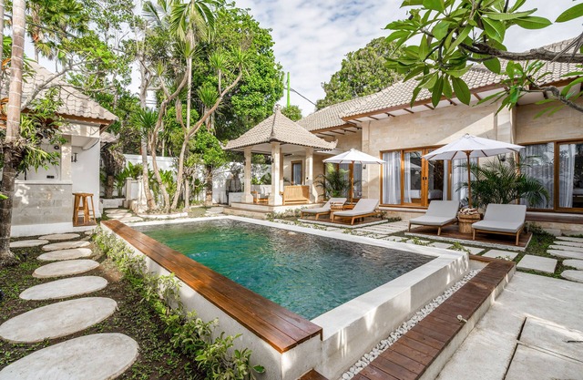 Brand New Capella Villa by DH