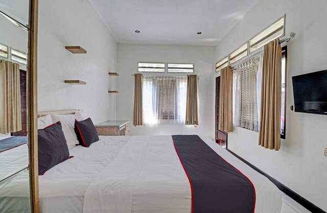 Capital O 92705 Lea Residence Dago Syariah