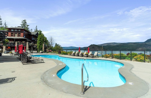 Lago Shuswap - Lodge de diseño excepcional que ofrece comodidad y vida lujosa