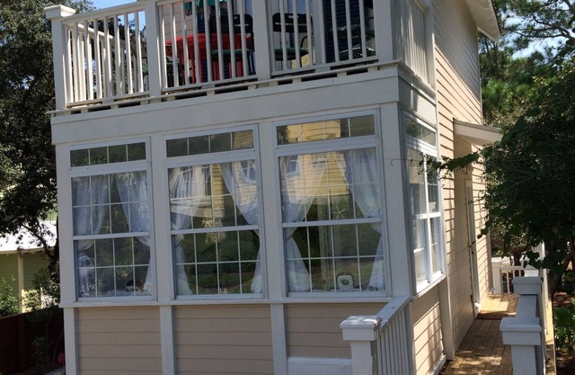 Carriage House Off 30A. 1. 5Bd / 1Bath. Duerme 5-6