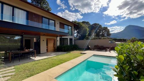 Casa 08 Monte Boa Vista - Piscina Privativa, Sauna e Ofurô de Imersão