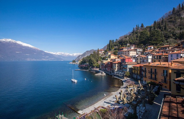 Casa Al Prato Apt. A, Varenna, Italia