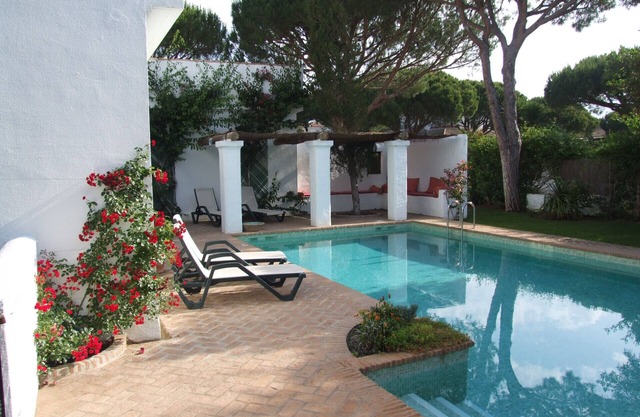 Casa Almadraba. Cortijo, patio, playa (200 m)