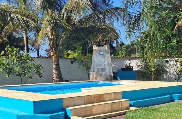 Chácara de Praia com piscina, bem próximo a praia