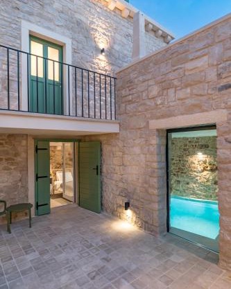 Casa Cava