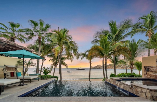 Casa Cuvée · Frente al mar Medano | Chic de lujo 4BR | Cabo San Lucas