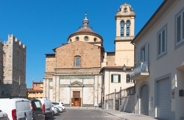 CASA DEMI 'en el corazón de Prato y a 20 minutos del centro de Florencia