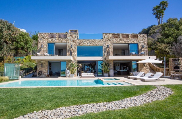 Finca cerrada en la playa - Infinity Pool / césped / jardines - El 1 de Acre sinuoso camino