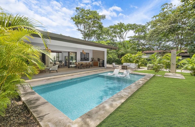 Casa Jaguar 3 Bedroom 6 Guests Nestled in Jungle Private Pool & Sauna & Fire Pit