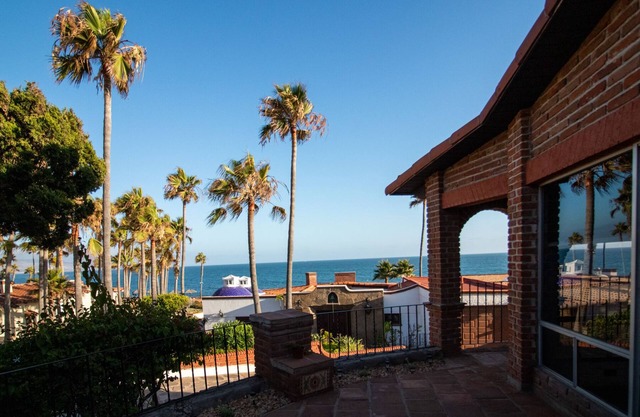 CASA L2 - Beach House
