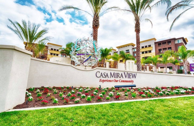 Casa Mira View: Charming 1-BR Apartment w/ AC & Gym in Mira Mesa, San Diego